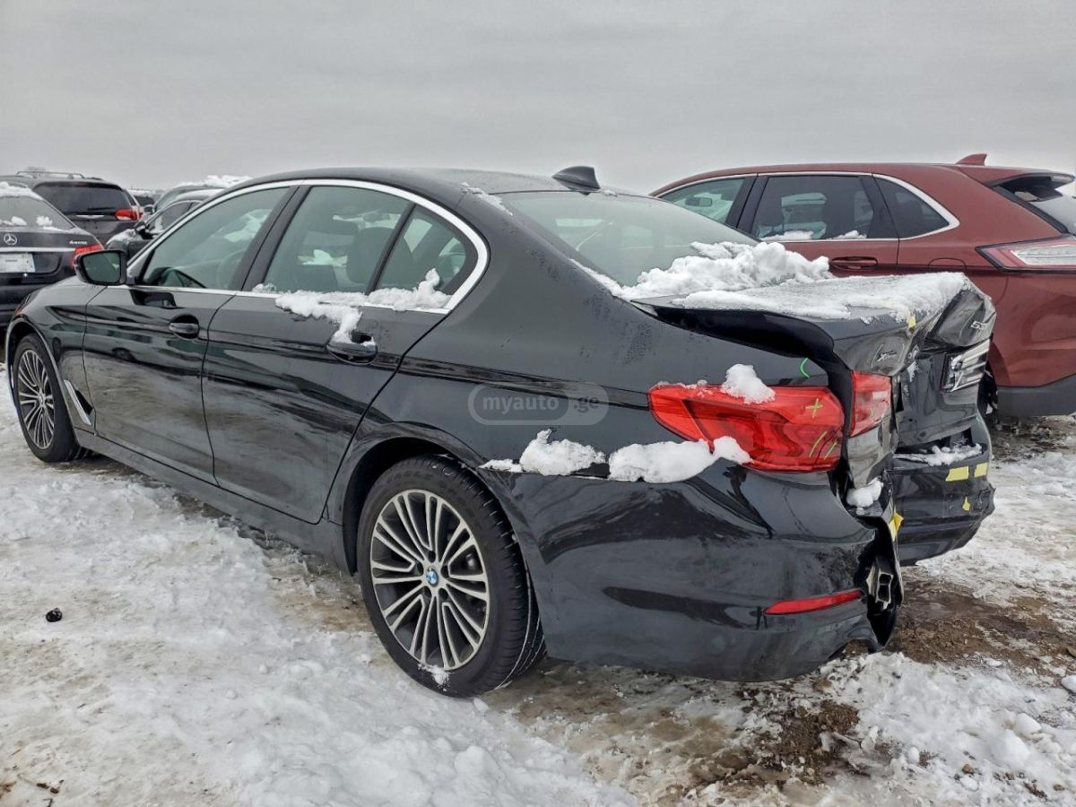 BMW 530 2020 — photo 2
