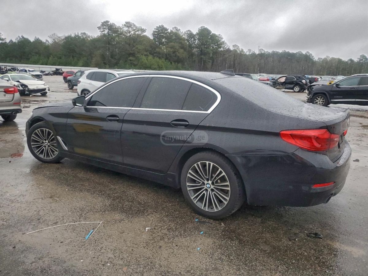 BMW 530 2019 — photo 2