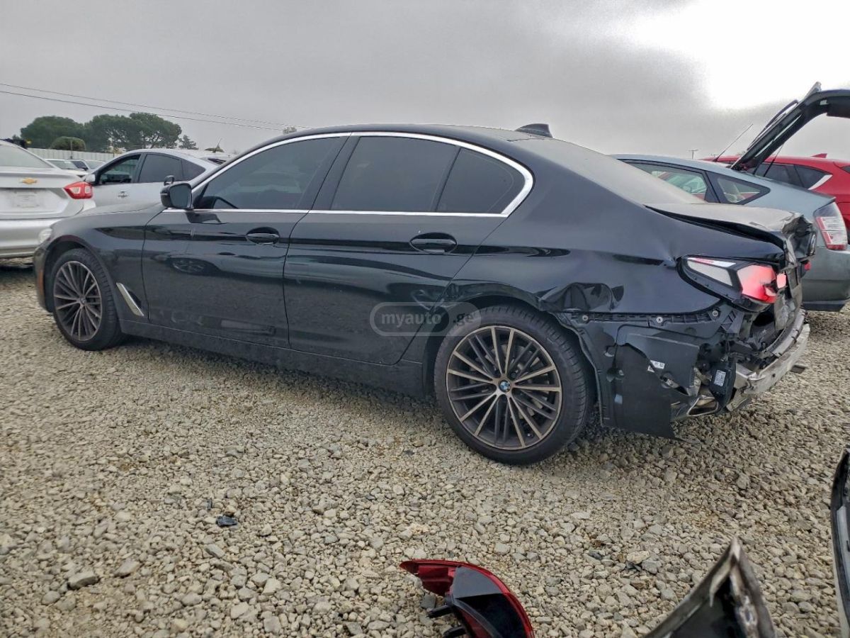 BMW 530 2023 — photo 2
