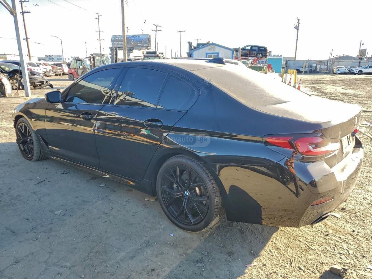 BMW 530 2021 — photo 2
