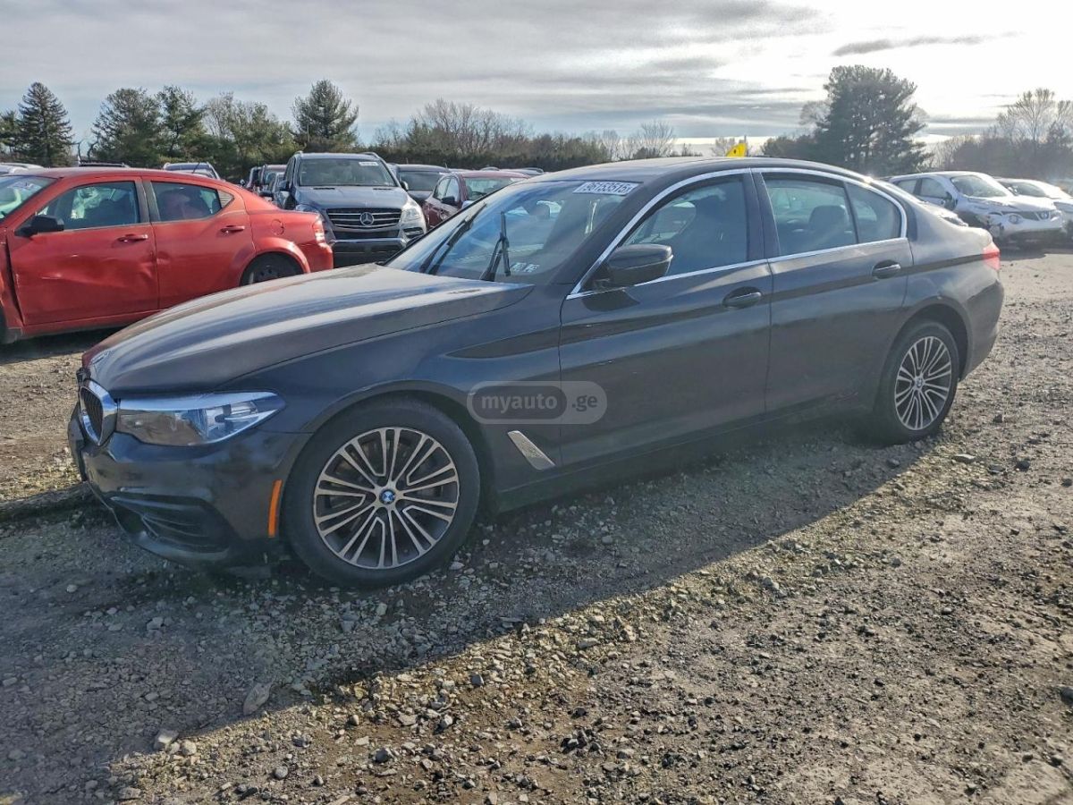 BMW 530
