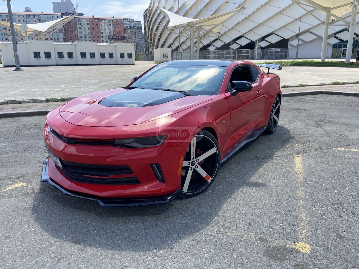 Chevrolet Camaro 2017 — photo 2