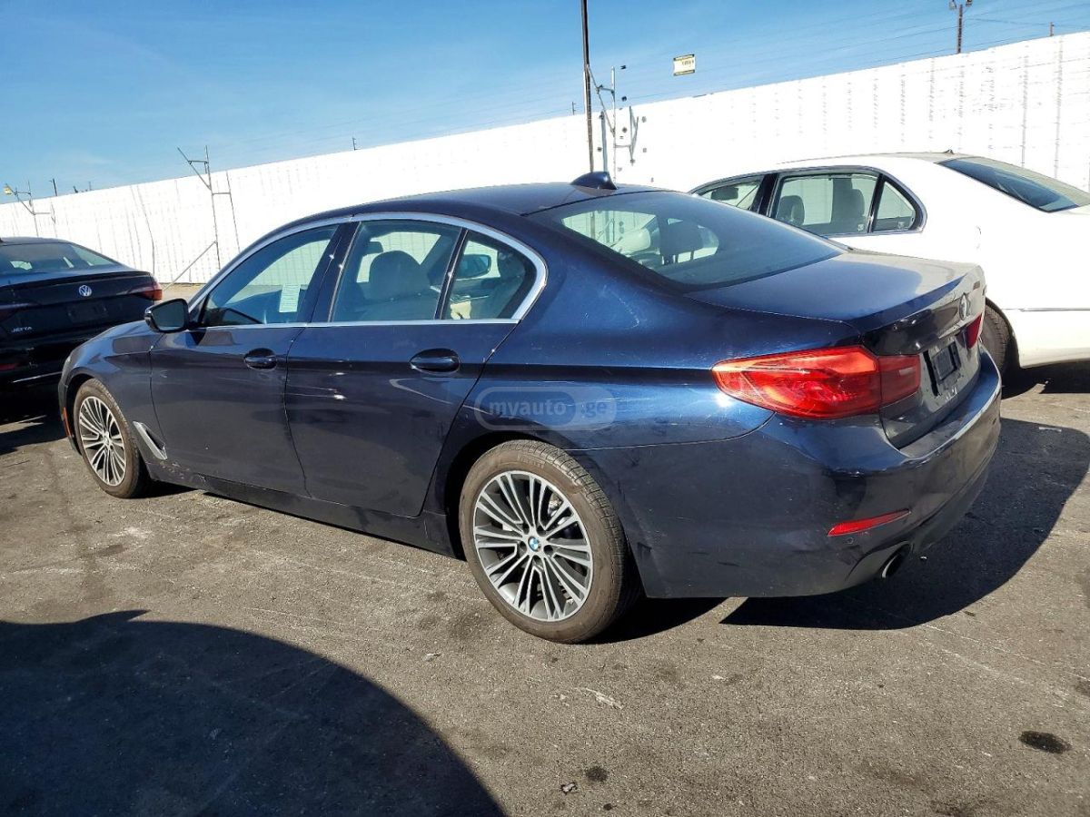 BMW 530 2019 — photo 2