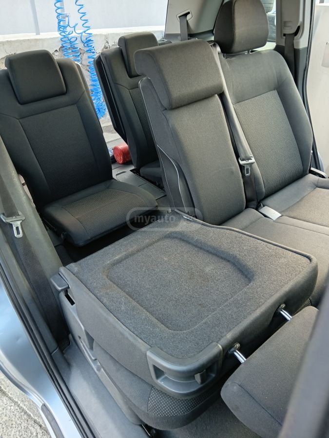 Opel Zafira 2009 — photo 2