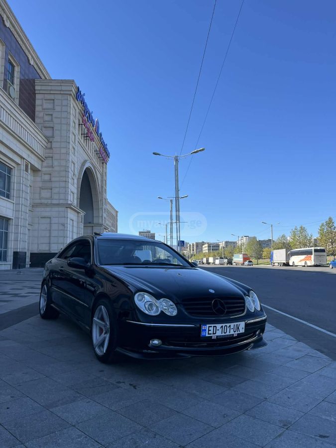 Mercedes-Benz CLK 320