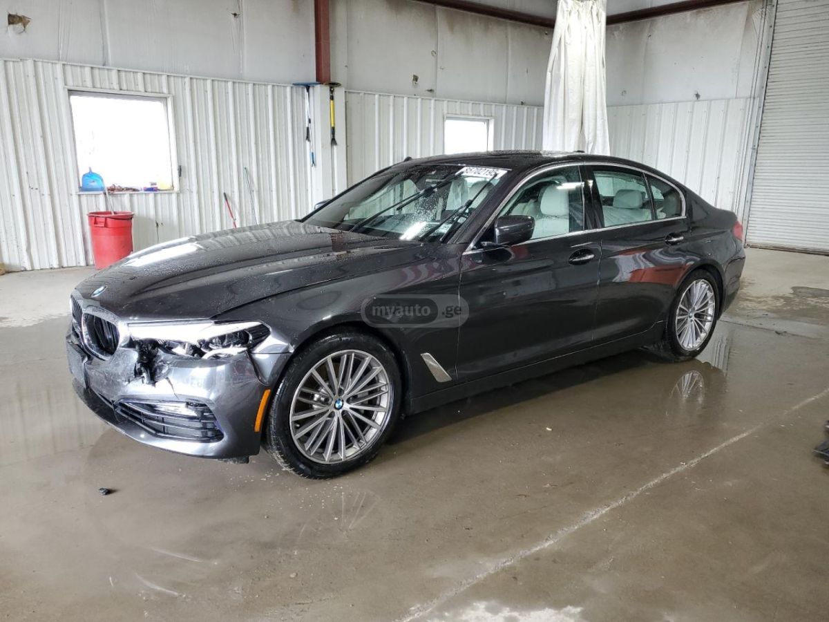 BMW 530