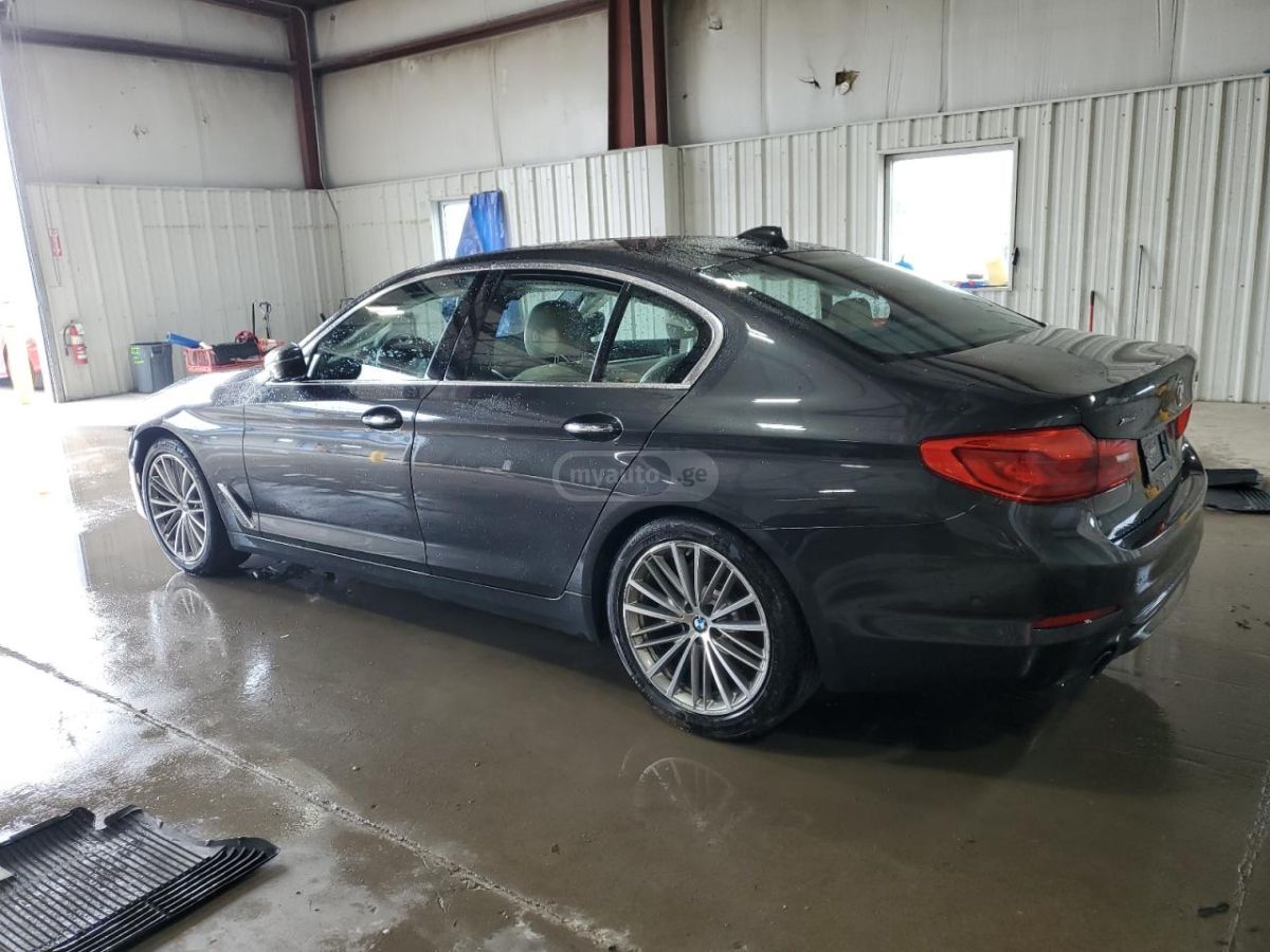 BMW 530 2017 — photo 2