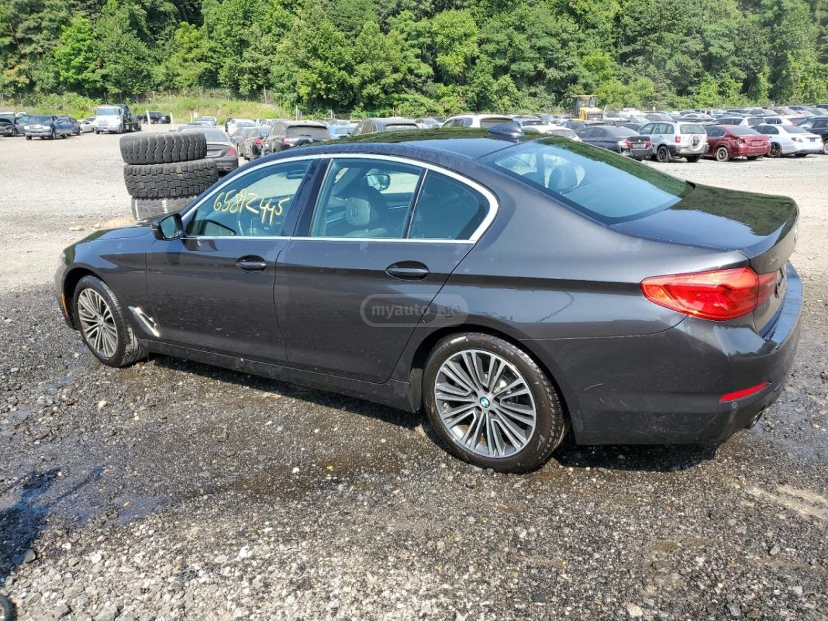 BMW 530 2019 — photo 2