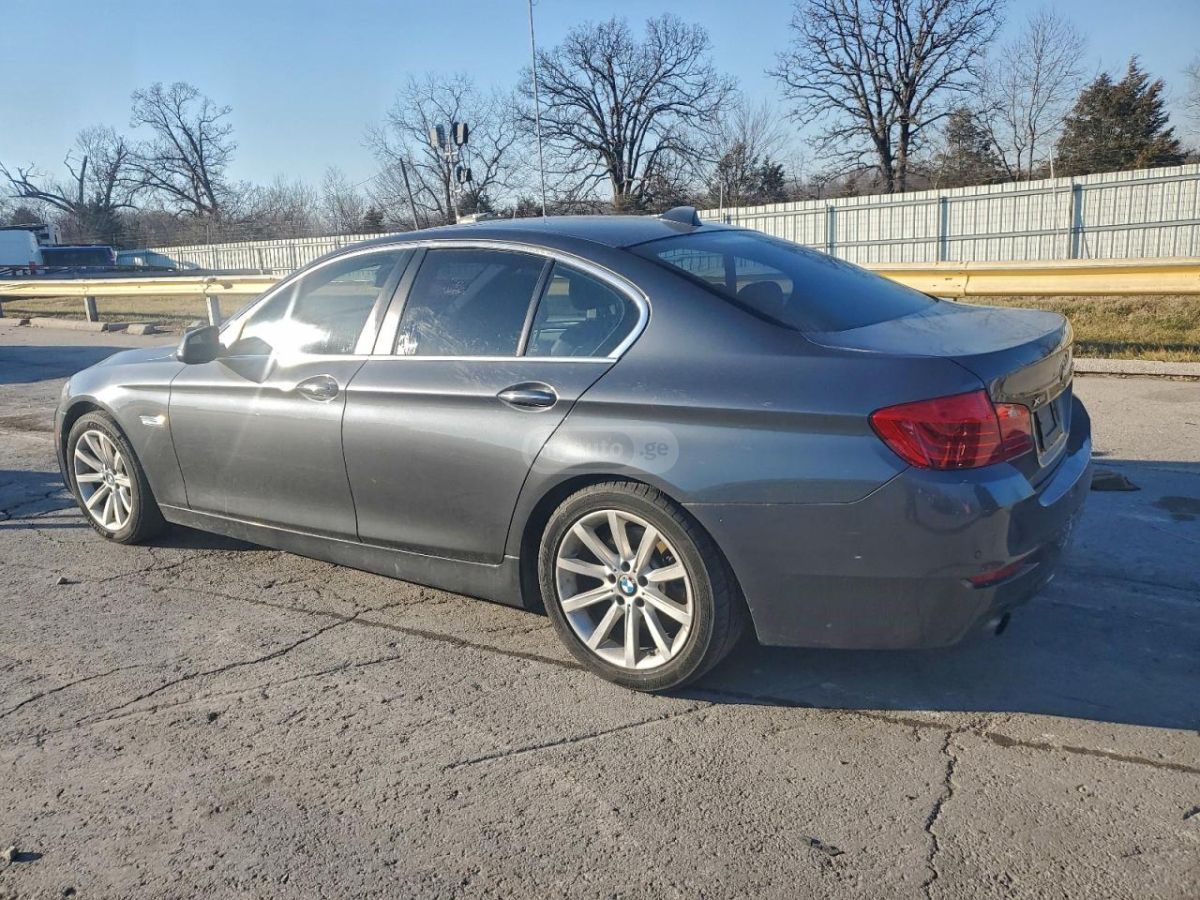 BMW 535 2015 — photo 2