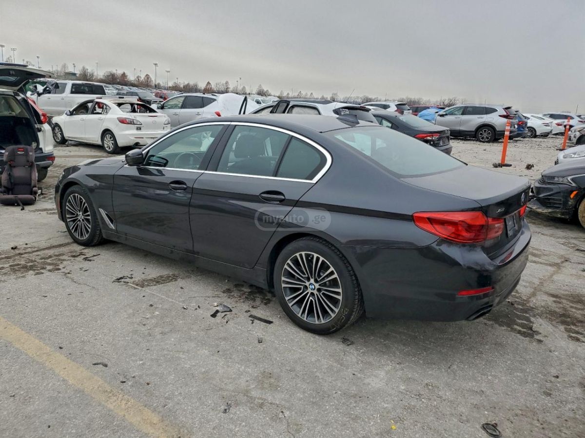 BMW 540 2019 — photo 2