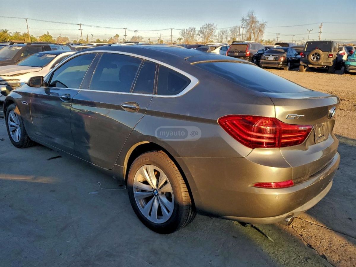 BMW 535 2015 — photo 2