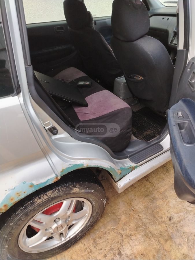 Honda HR-V 2000 — photo 2