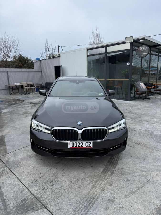 BMW 530