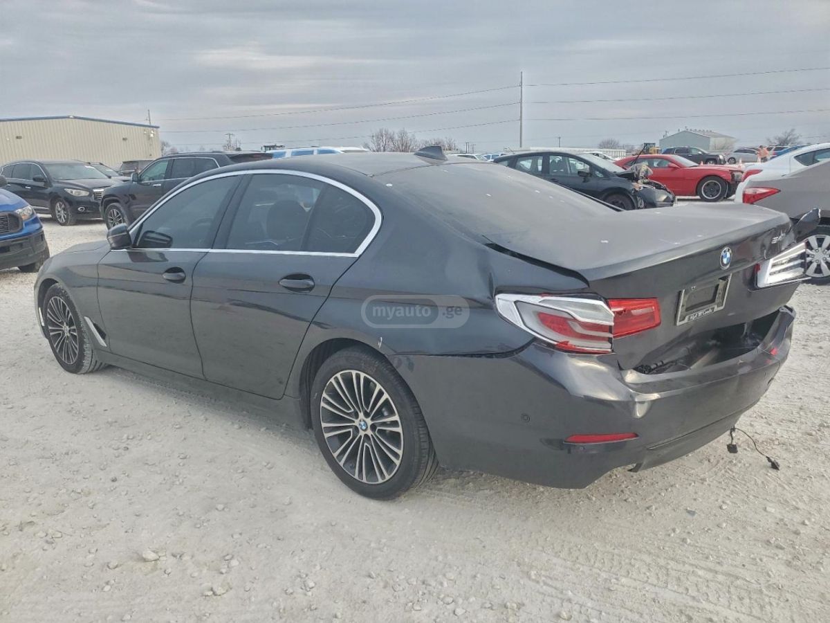BMW 540 2019 — photo 2