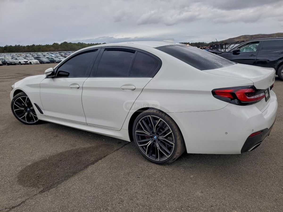 BMW 540 2021 — photo 2