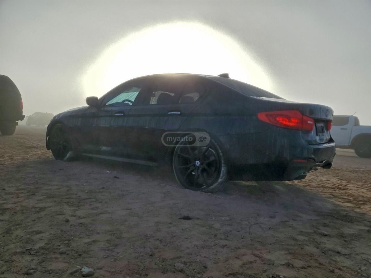 BMW 540 2018 — photo 2