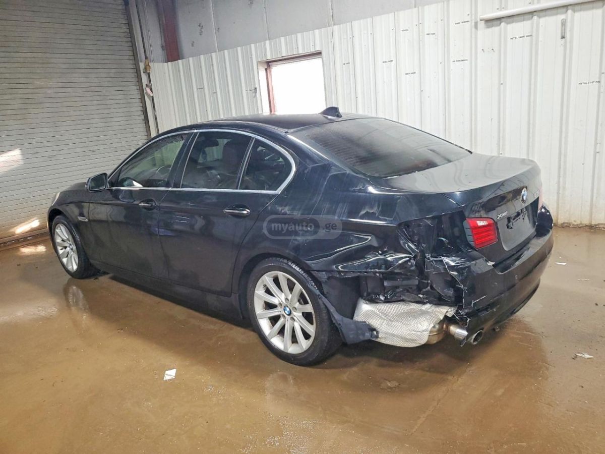 BMW 535 2015 — photo 2