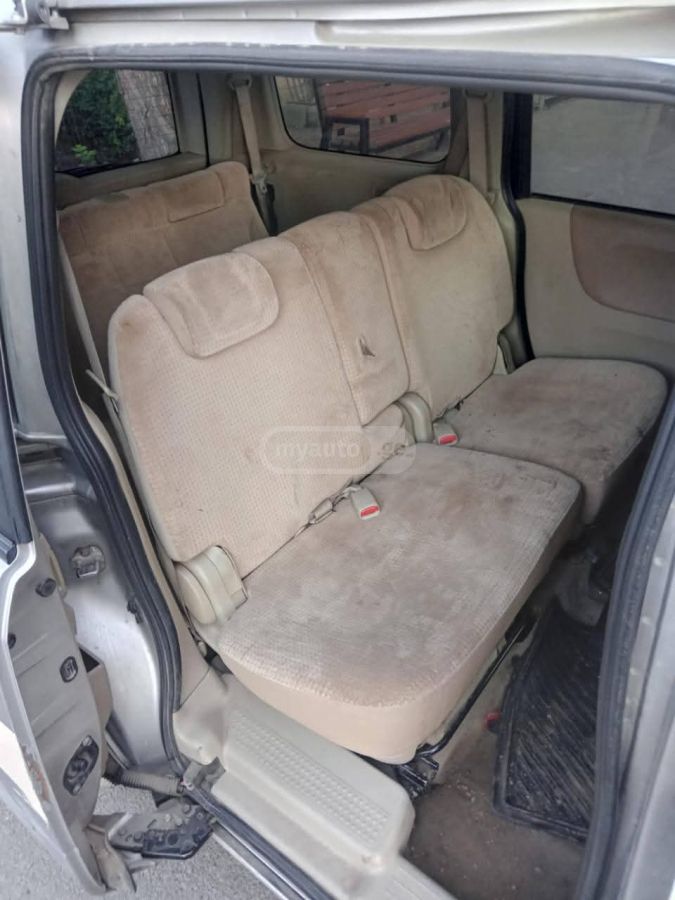 Nissan Lafesta 2005 — photo 2