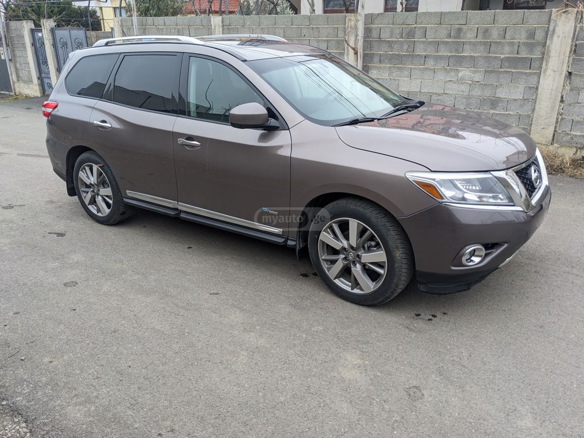 Nissan Pathfinder 2014 — photo 2