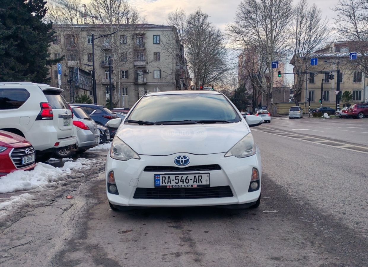 Toyota Prius C