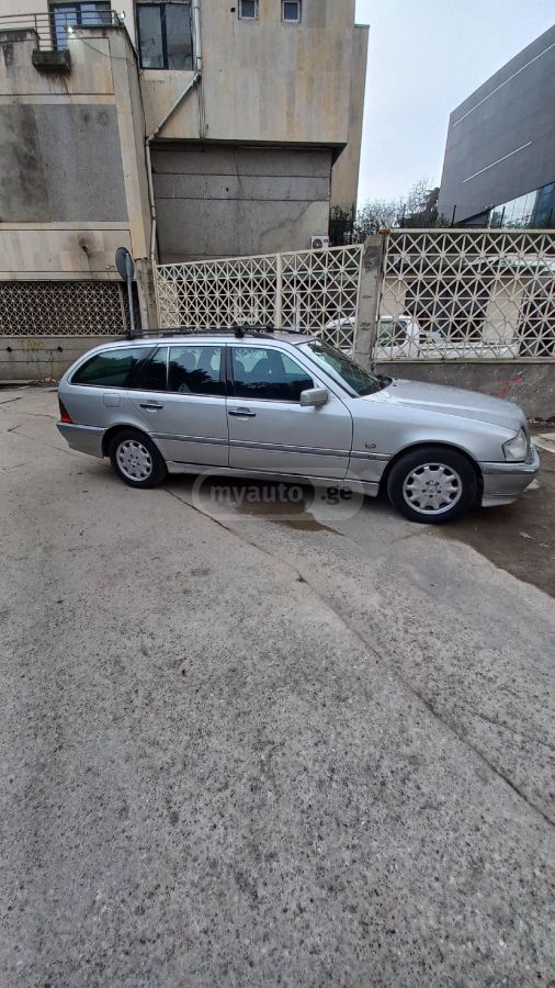 Mercedes-Benz C 202 1998 — photo 2