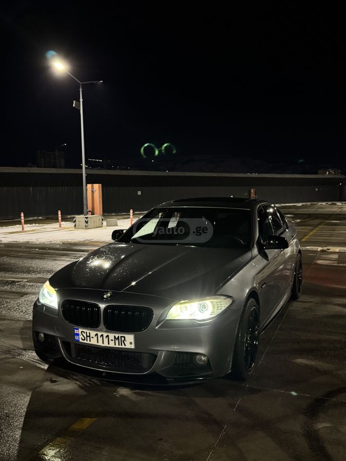 BMW 550 2012 — photo 2