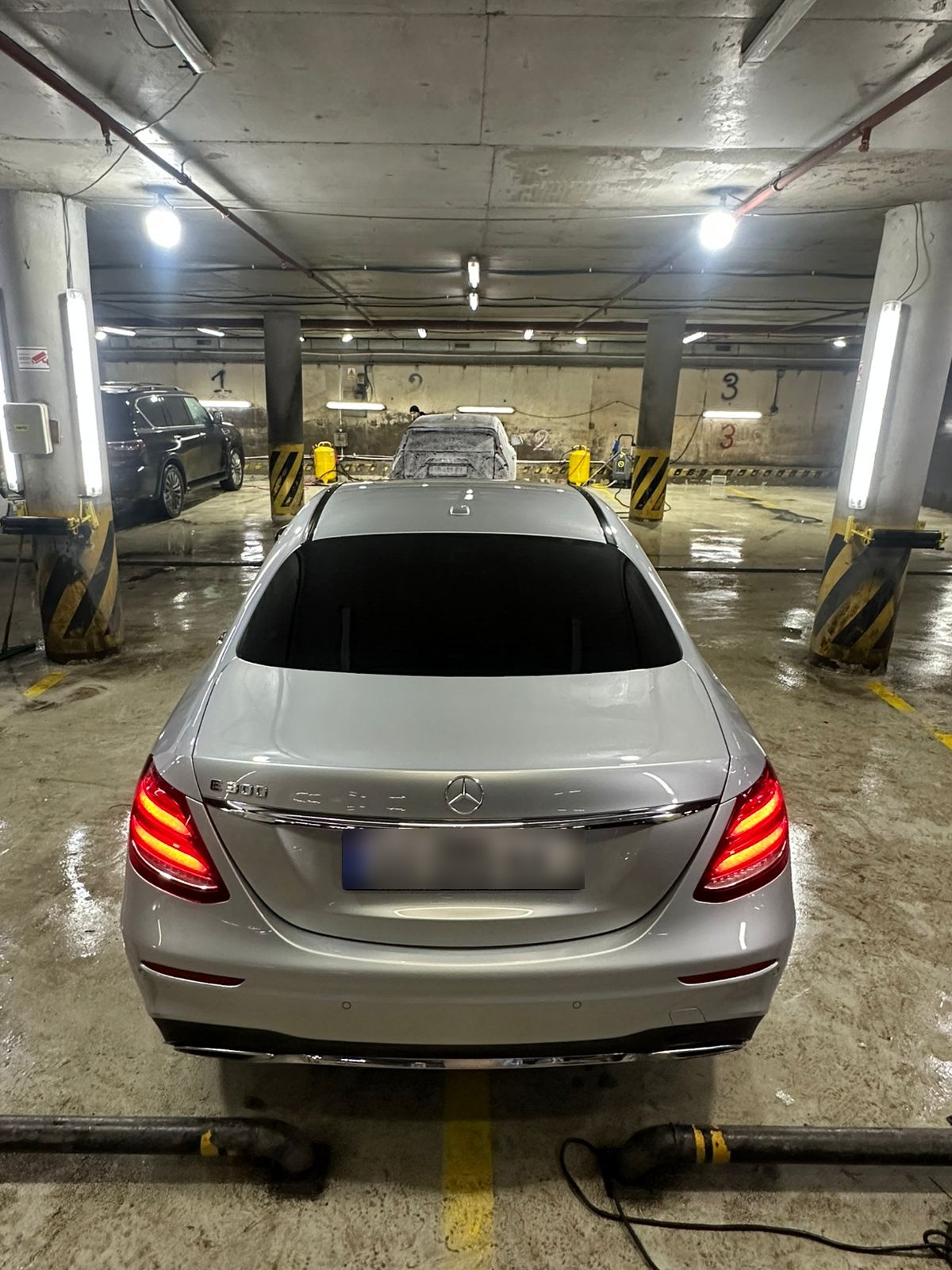 Mercedes-Benz E 300