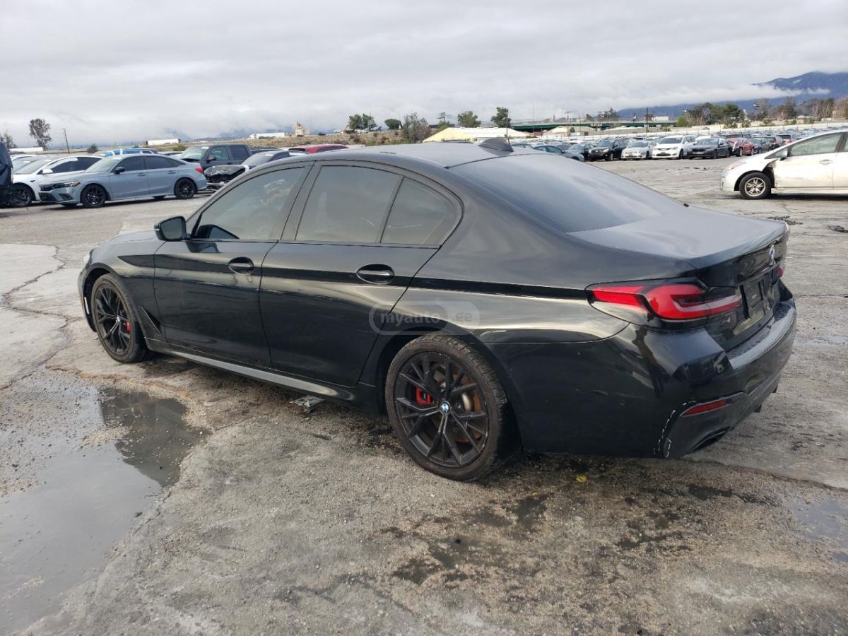 BMW 540 2022 — photo 2