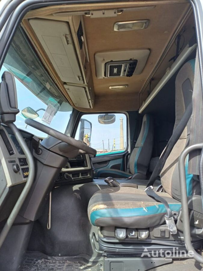 Volvo FH12 2014 — photo 2
