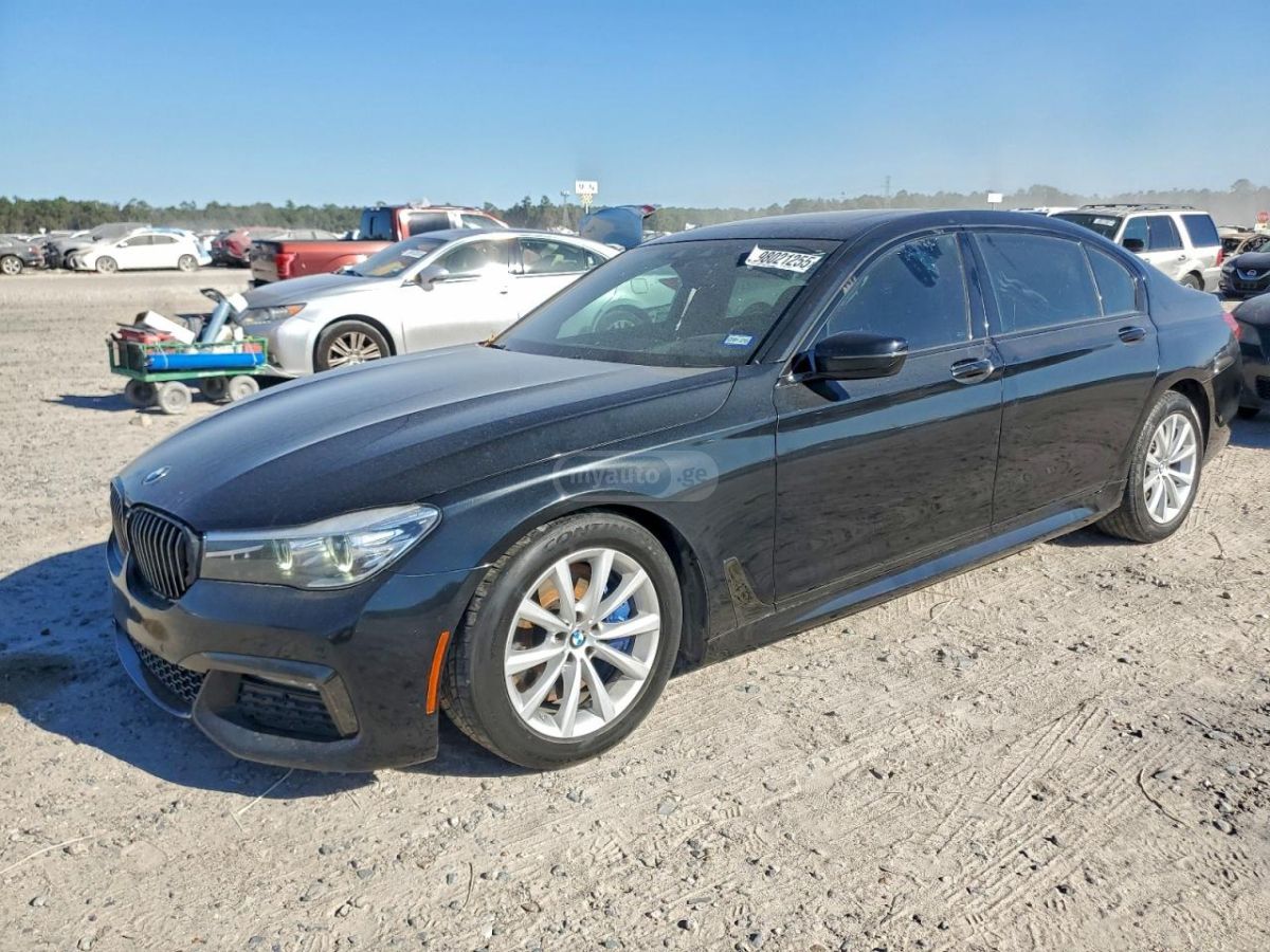 BMW 740