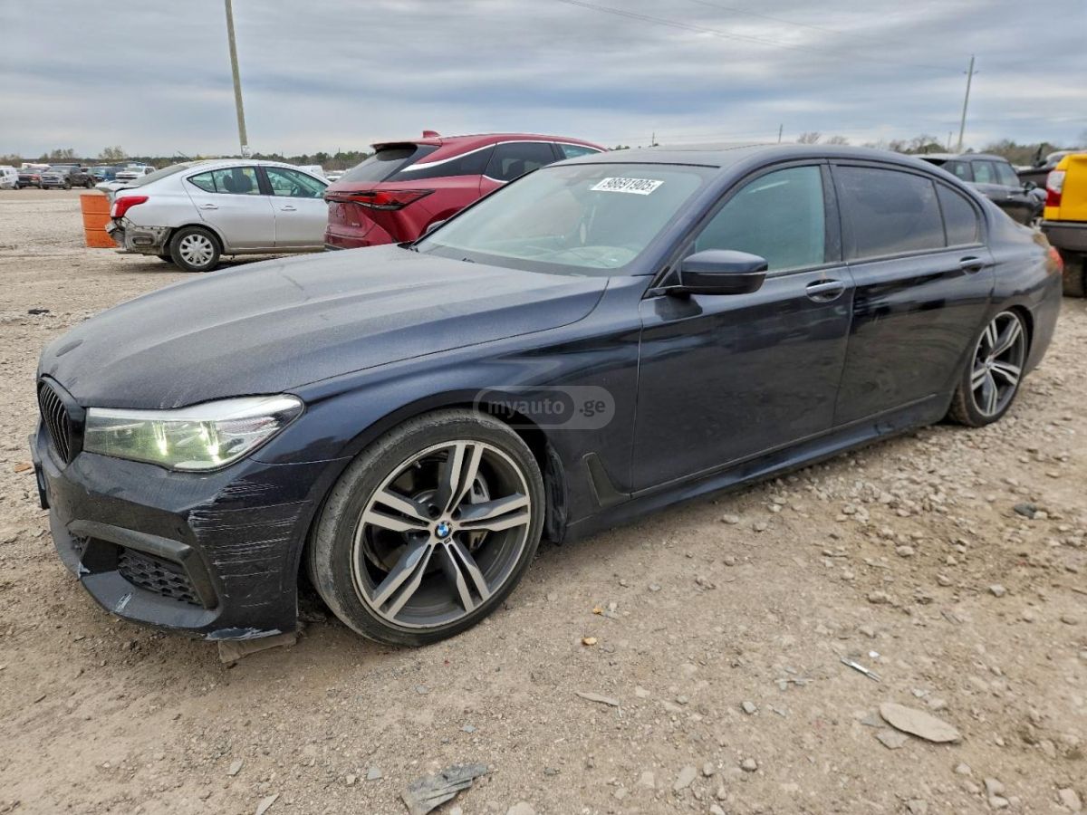 BMW 740