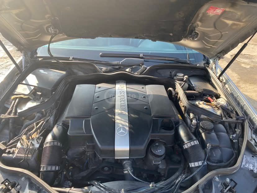 Mercedes-Benz E 320 2004 — photo 2
