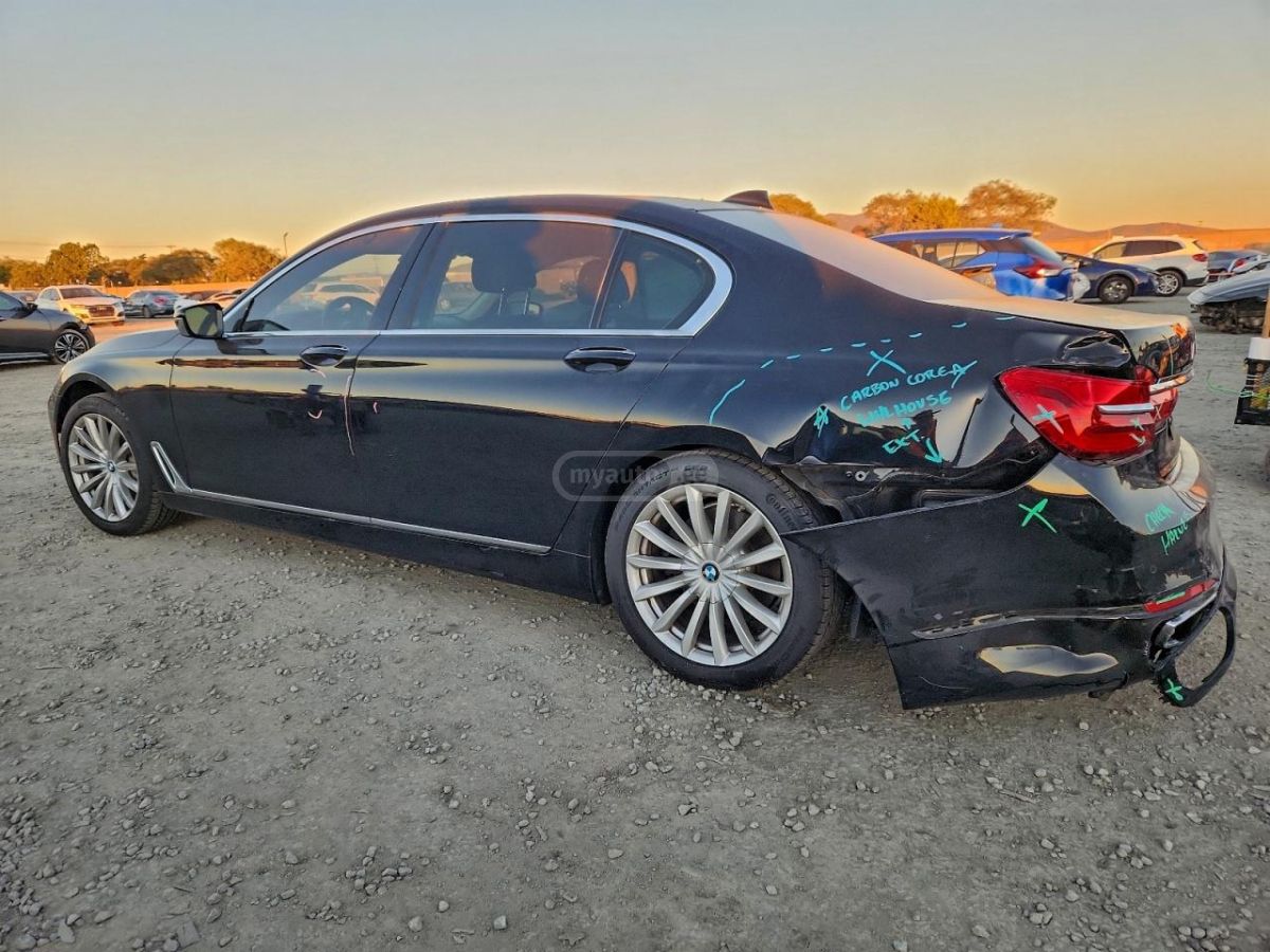 BMW 740 2017 — photo 2