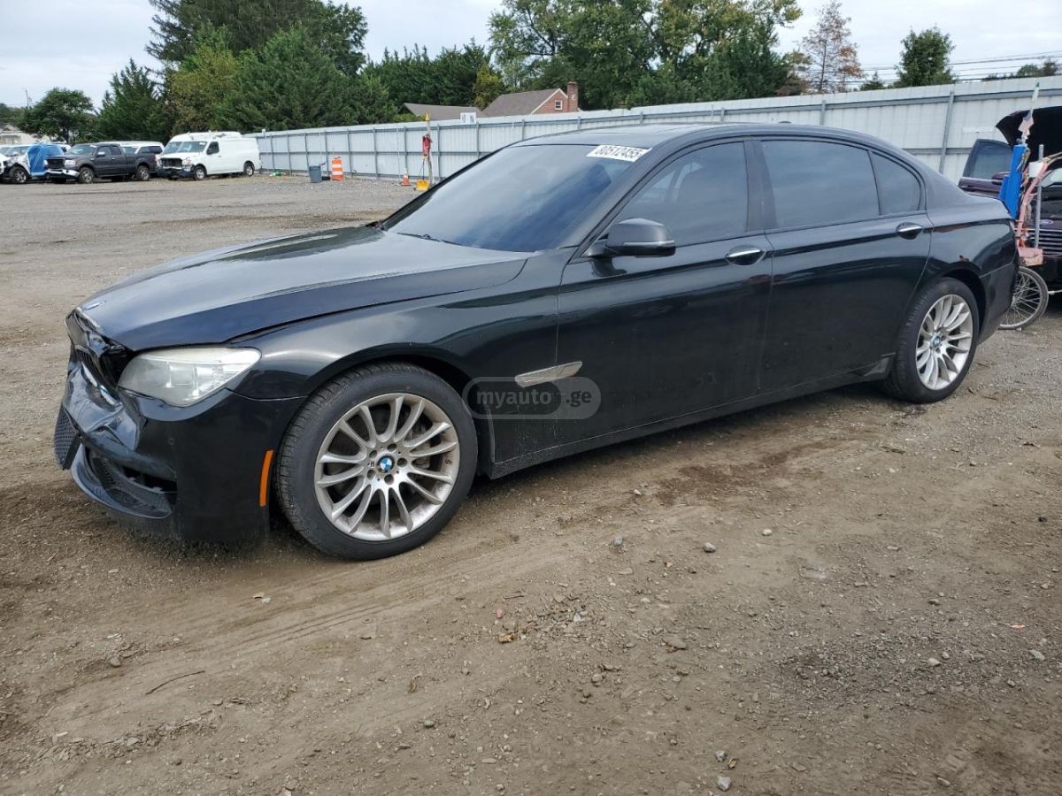 BMW 740
