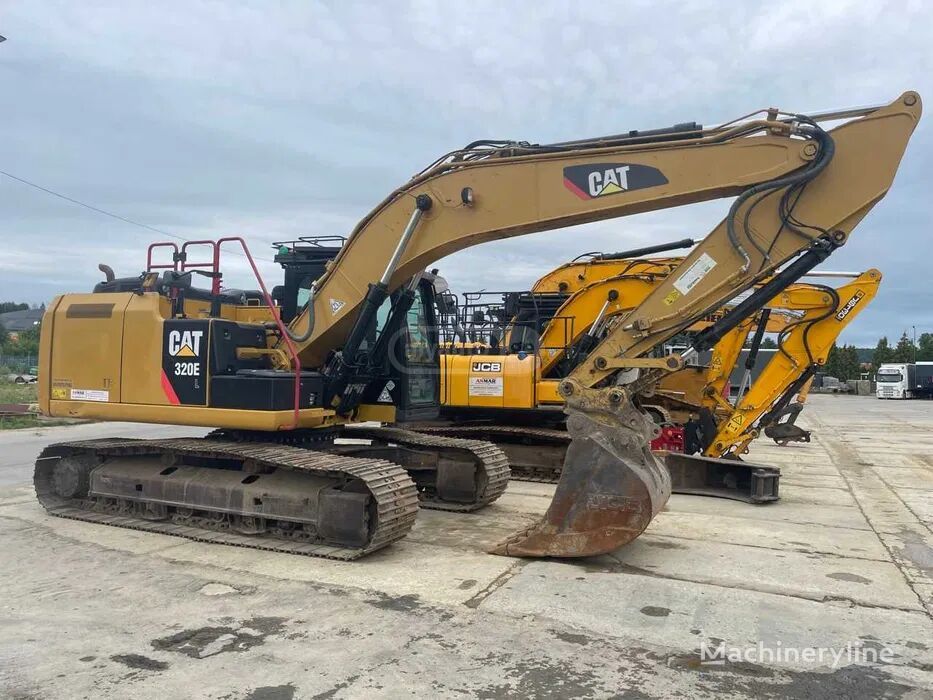 Caterpillar 120 / 120 AWD 2015 — photo 2