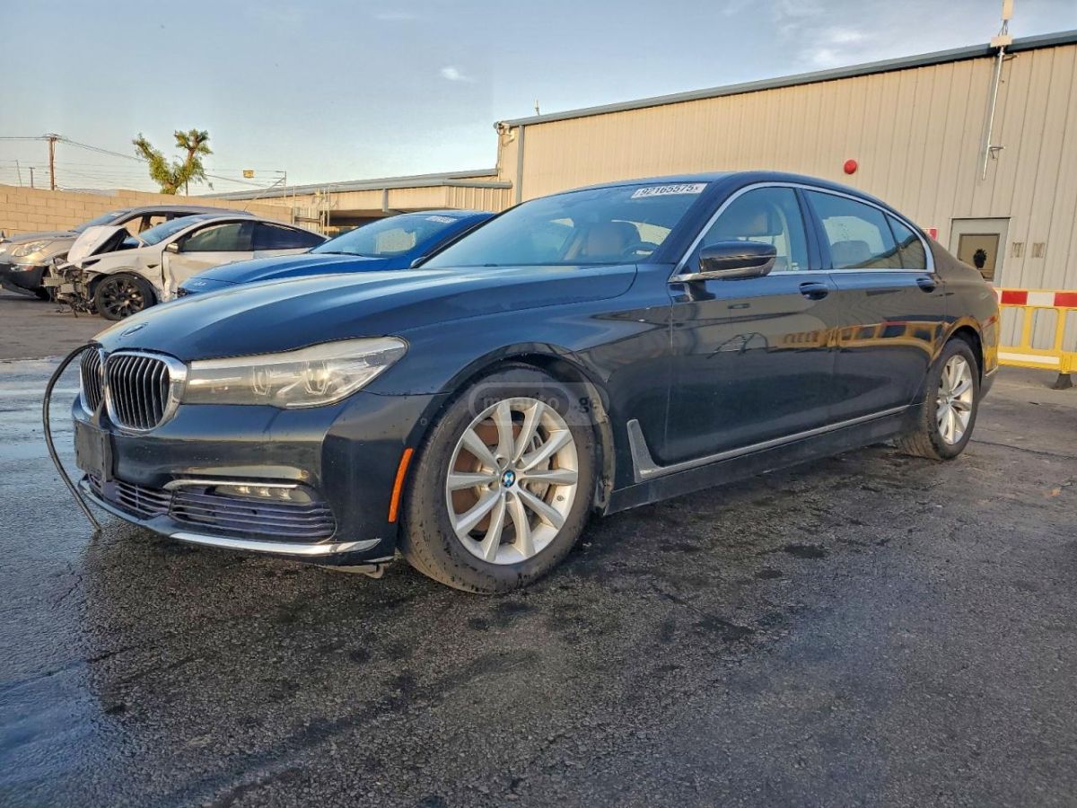 BMW 740