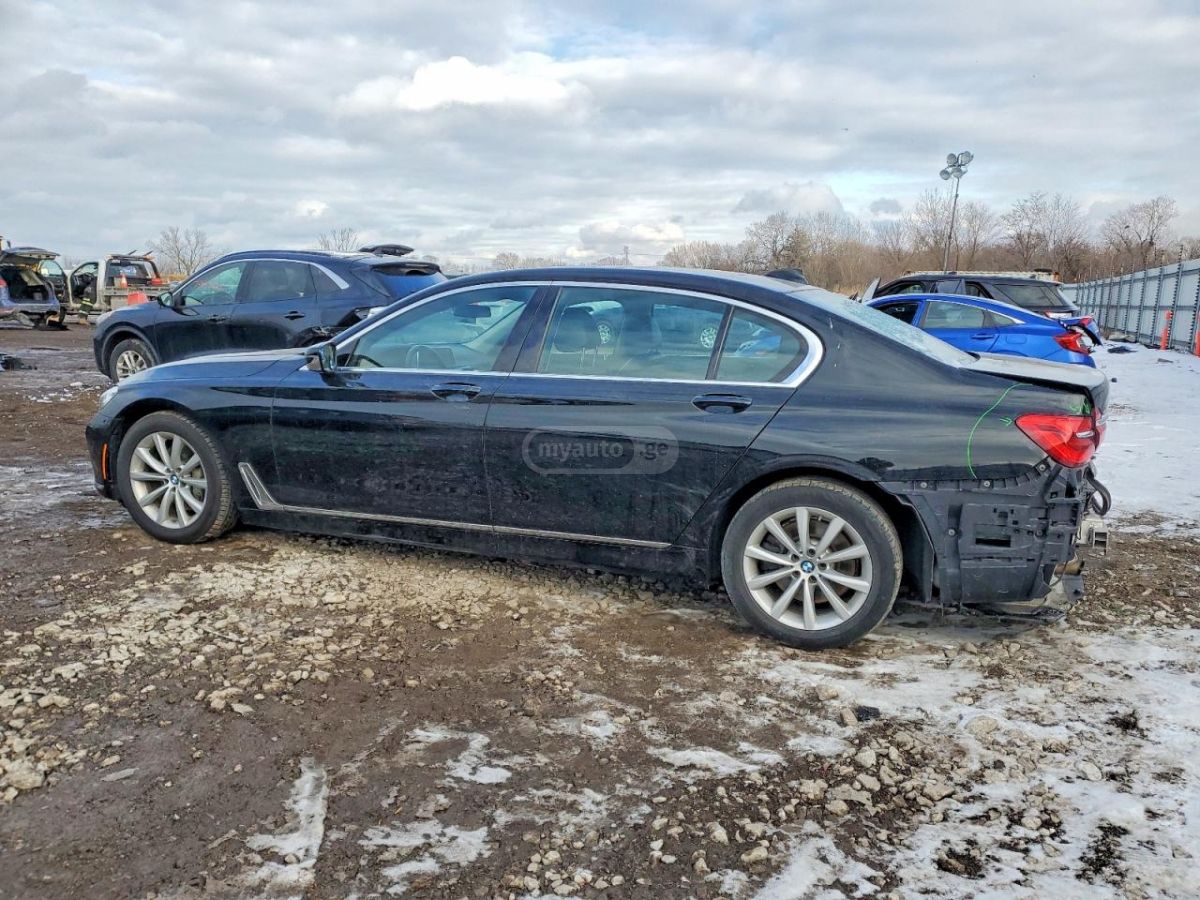 BMW 740 2017 — photo 2