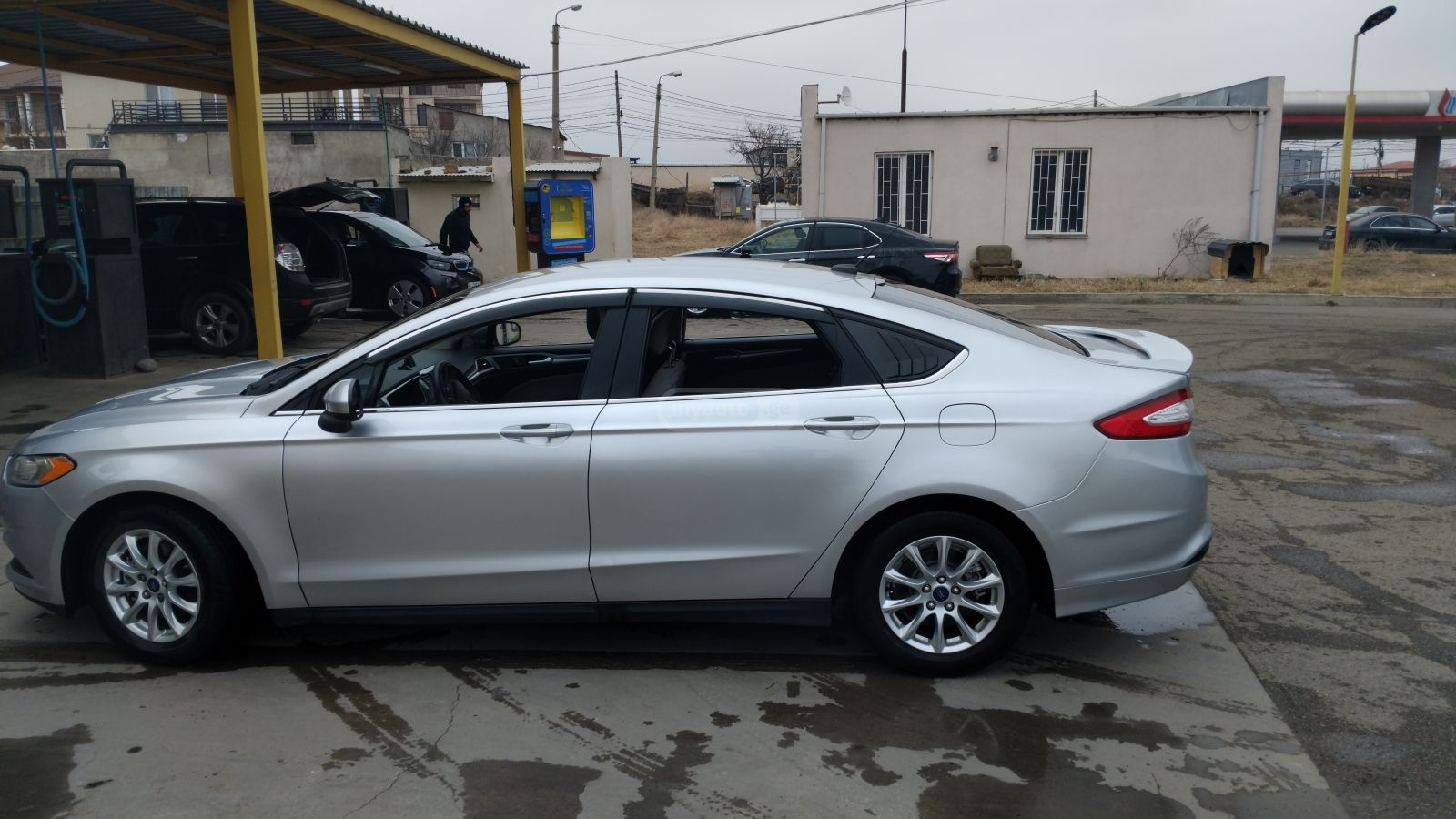 Ford Fusion 2014 — photo 2