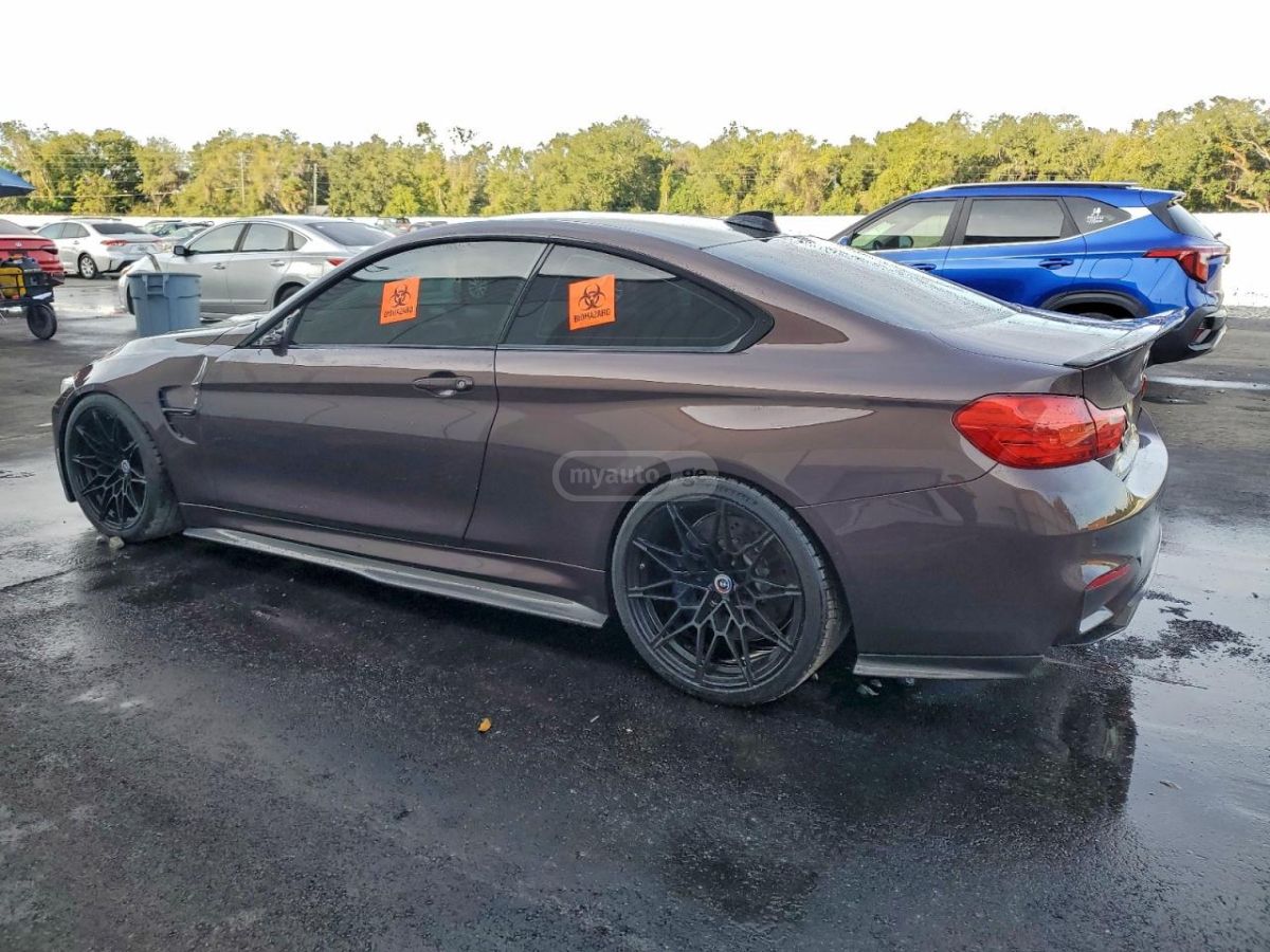 BMW M4 2016 — photo 2