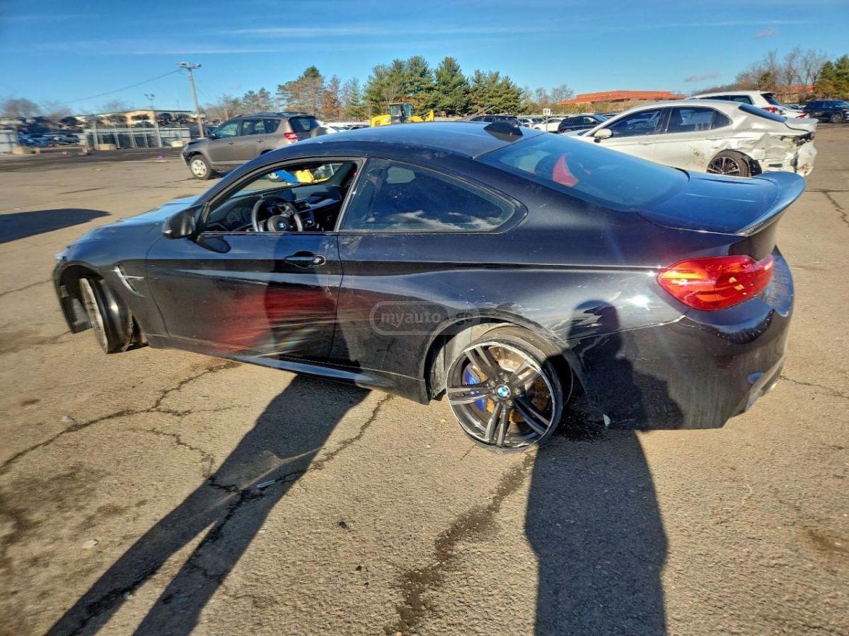 BMW M4 2016 — photo 2