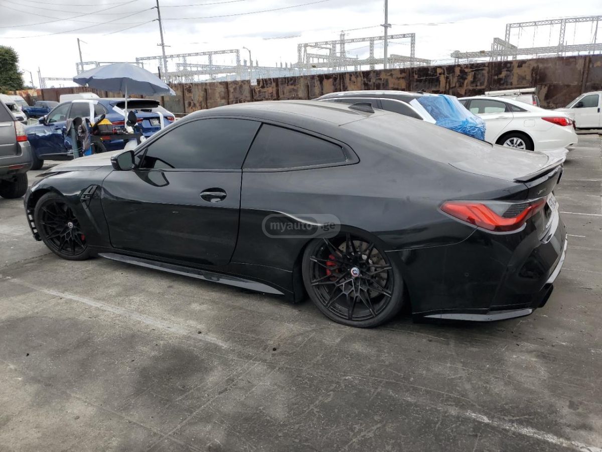 BMW M4 2023 — photo 2