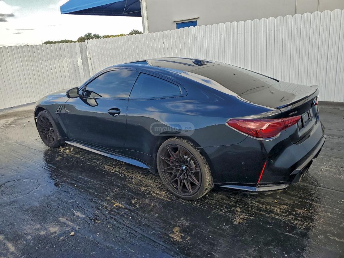 BMW M4 2026 — photo 2