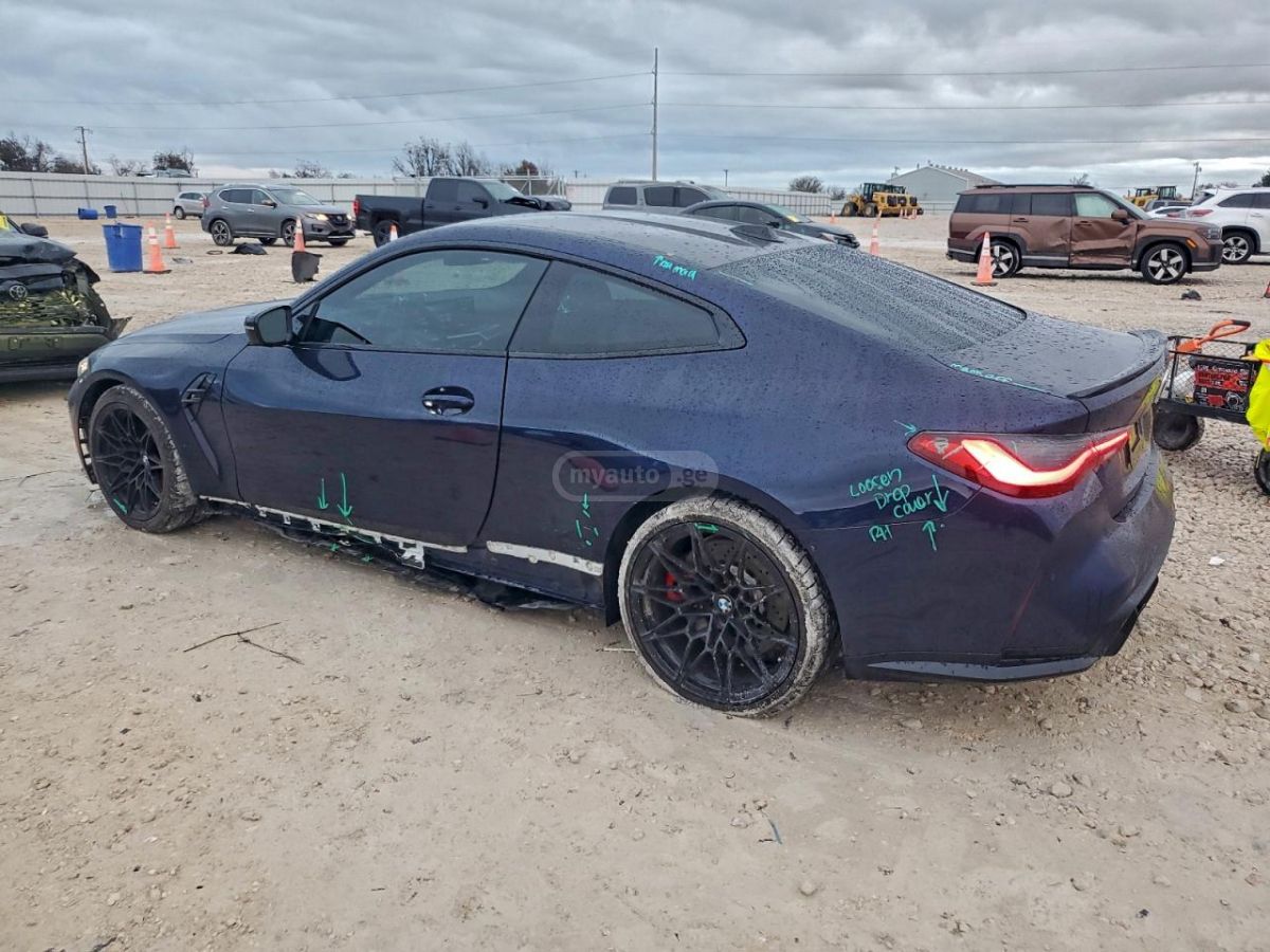 BMW M4 2024 — photo 2