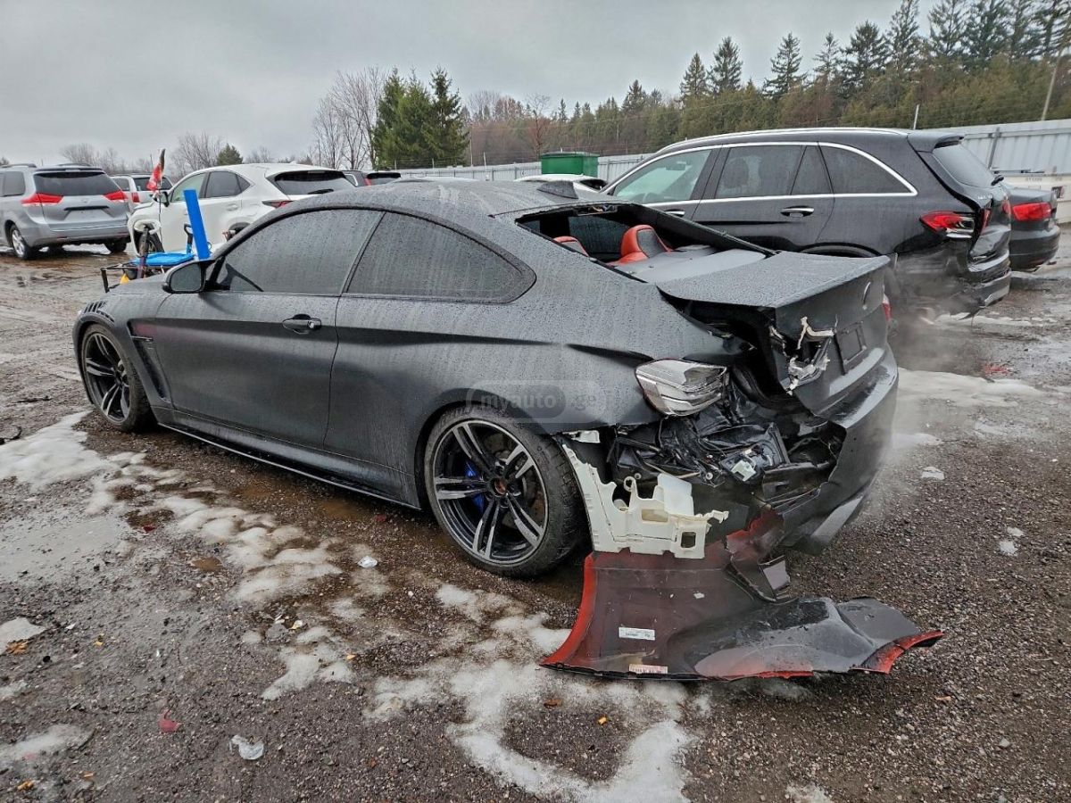 BMW M4 2017 — photo 2