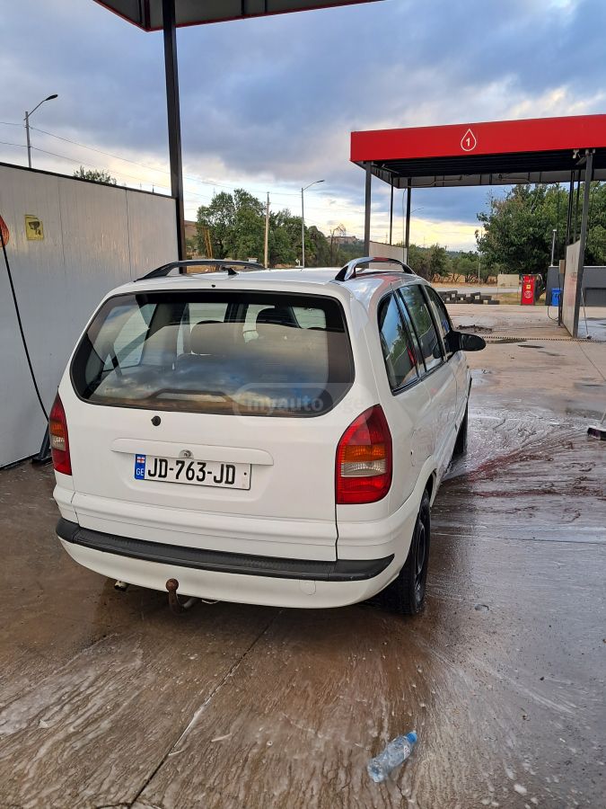 Opel Zafira