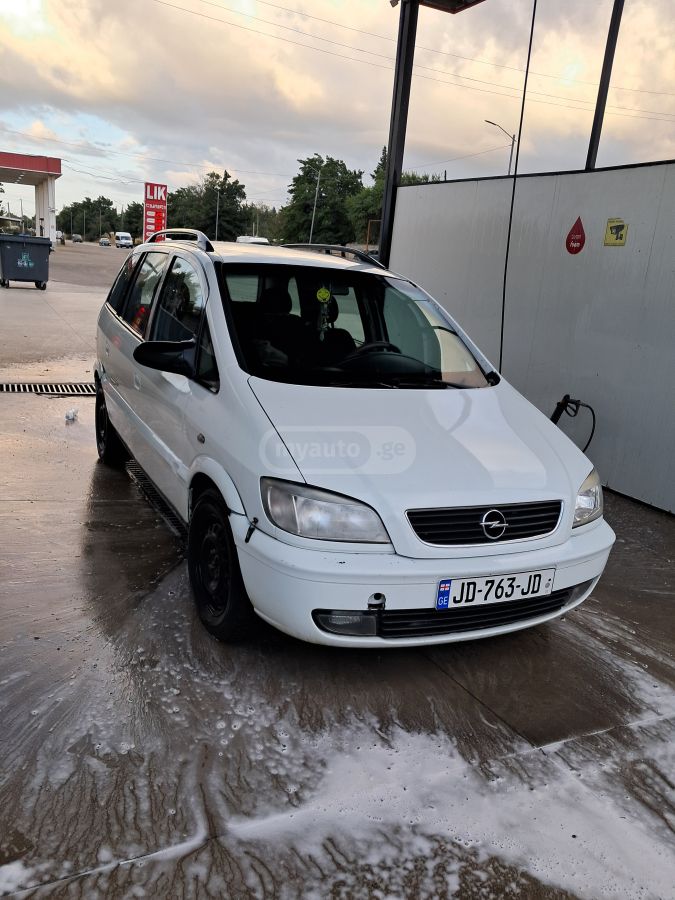 Opel Zafira 2003 — photo 2