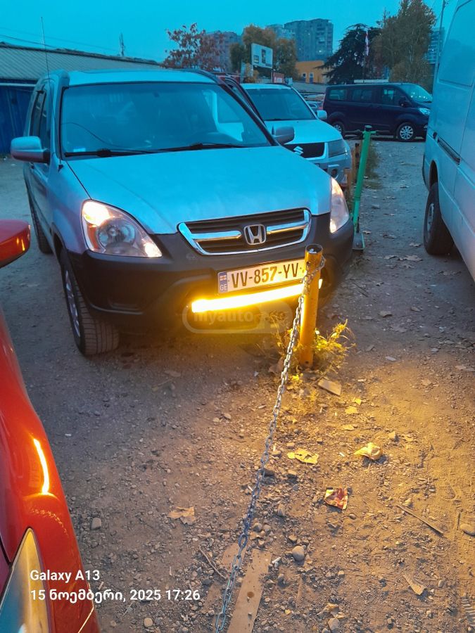 Honda CR-V 2002 — photo 2