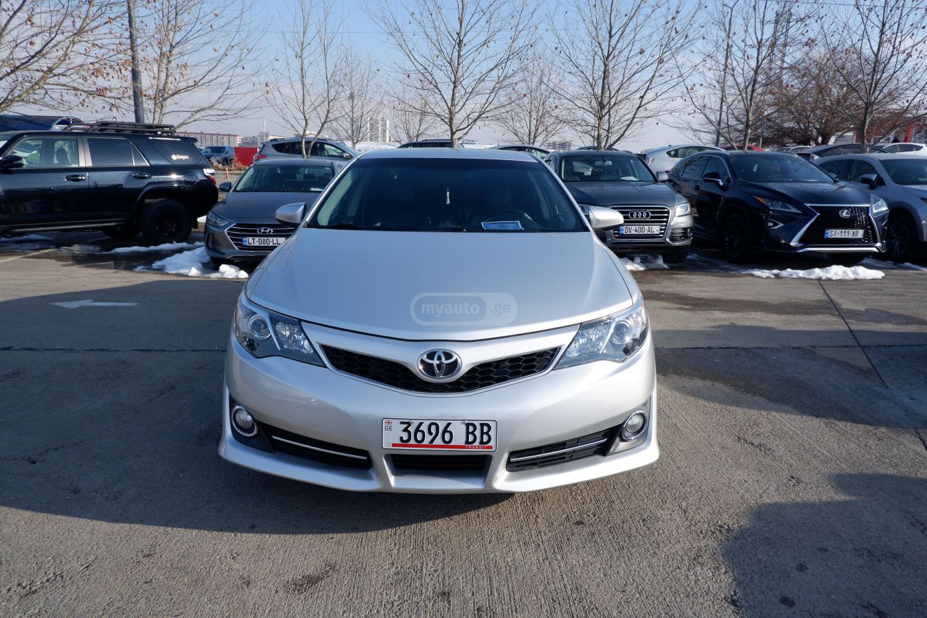Toyota Camry 2013 — photo 2
