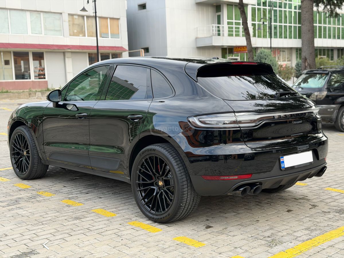 Porsche Macan 2019 — photo 2