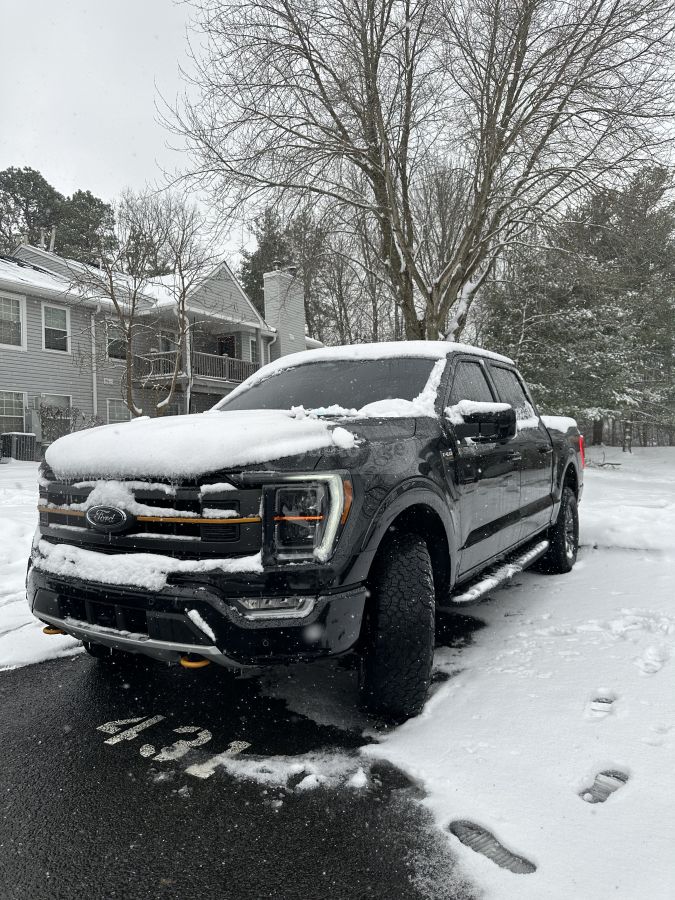 Ford F-150 2022 — photo 2